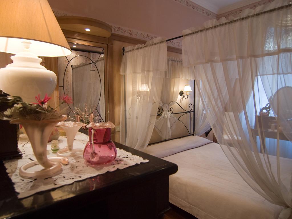 B&B Les Suites Rom Zimmer foto
